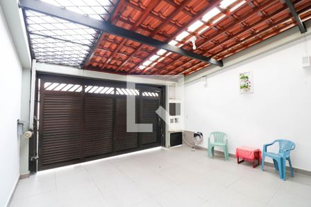 Casa à venda com 3 quartos, 127m² em Parque Colonial, São Paulo