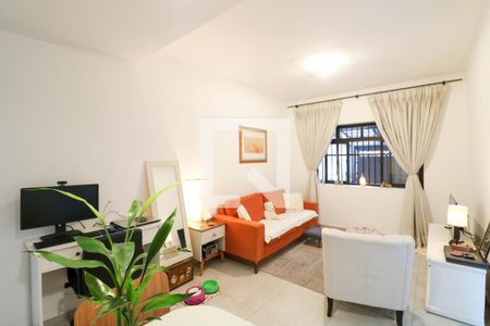 Casa à venda com 3 quartos, 127m² em Parque Colonial, São Paulo