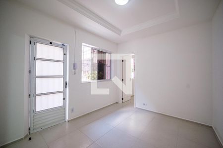 Sala de casa para alugar com 1 quarto, 32m² em Vila Isabel, Rio de Janeiro