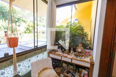 Quarto 2 de casa à venda com 3 quartos, 240m² em Espírito Santo, Porto Alegre