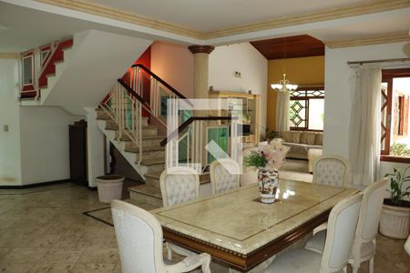 Casa de Condomínio para alugar com 4 quartos, 1100m² em São Paulo Ii, Cotia