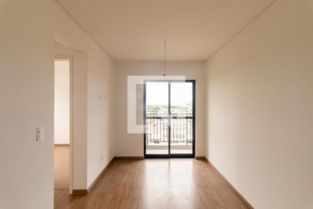 Sala de apartamento para alugar com 2 quartos, 60m² em Capão Raso, Curitiba