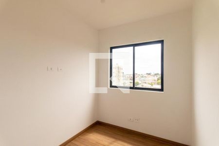 Quarto 2 de apartamento para alugar com 2 quartos, 60m² em Capão Raso, Curitiba