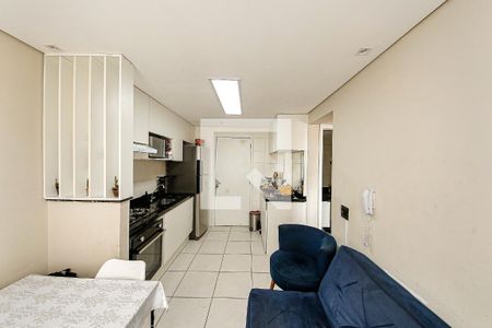 Sala e Cozinha de apartamento à venda com 2 quartos, 33m² em Vila Ema, São Paulo