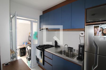 Sala / Cozinha de apartamento para alugar com 2 quartos, 41m² em Vila Guaca, São Paulo