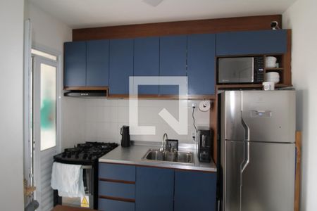 Sala / Cozinha de apartamento para alugar com 2 quartos, 41m² em Vila Guaca, São Paulo