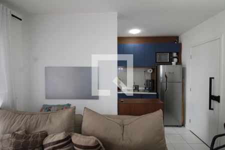 Sala / Cozinha de apartamento para alugar com 2 quartos, 41m² em Vila Guaca, São Paulo