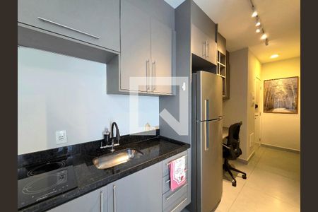 Sala/Cozinha de apartamento para alugar com 1 quarto, 38m² em Indianópolis, São Paulo