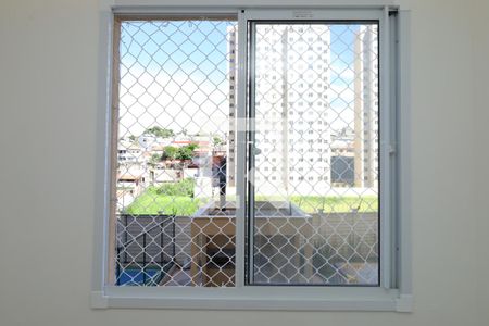 Quarto 1 de apartamento para alugar com 2 quartos, 32m² em Vila Carmosina, São Paulo