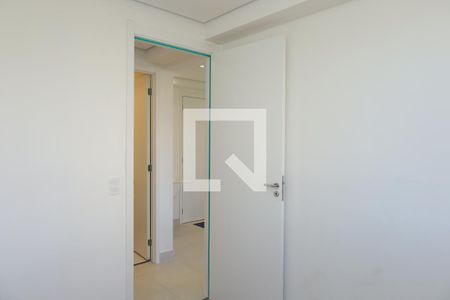 Quarto 1 de apartamento para alugar com 2 quartos, 32m² em Vila Carmosina, São Paulo