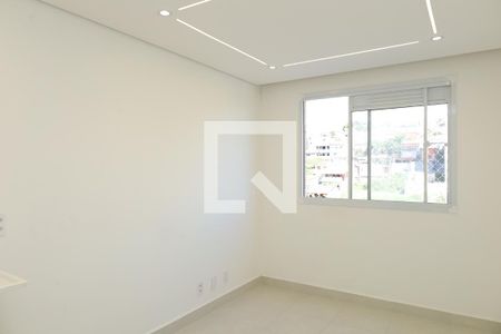 Sala de apartamento para alugar com 2 quartos, 32m² em Vila Carmosina, São Paulo