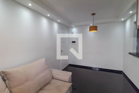 Sala de apartamento para alugar com 2 quartos, 47m² em São Rafael, São Paulo