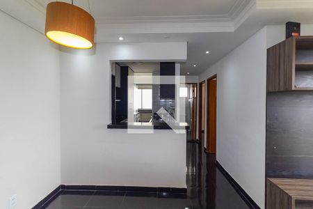 Sala de apartamento para alugar com 2 quartos, 47m² em São Rafael, São Paulo