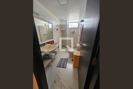 Banheiro de apartamento à venda com 4 quartos, 330m² em Itaim Bibi, São Paulo