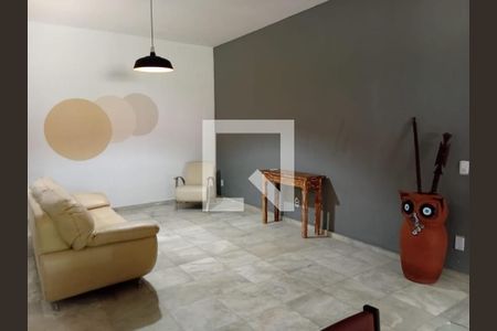 Sala de casa para alugar com 6 quartos, 1200m² em Vargem Grande, Rio de Janeiro