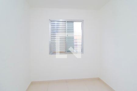 Quarto 1 de apartamento para alugar com 2 quartos, 48m² em Itaquera, São Paulo