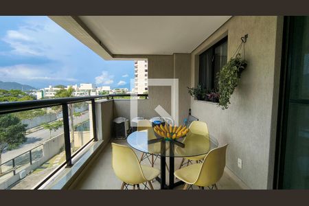 Varanda de apartamento para alugar com 3 quartos, 96m² em Recreio dos Bandeirantes, Rio de Janeiro