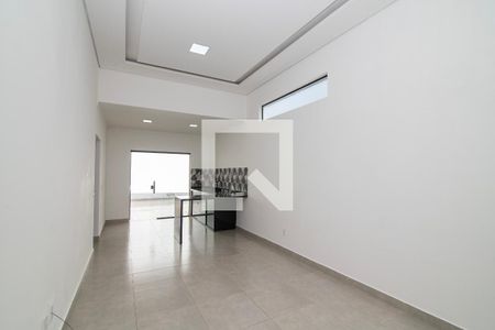 Sala de casa de condomínio para alugar com 3 quartos, 150m² em Residencial Okinawa, Hortolândia