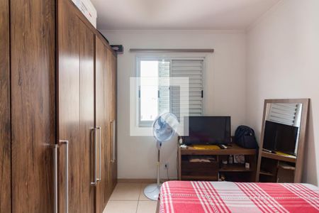 Quarto 1 de apartamento para alugar com 2 quartos, 48m² em Veloso, Osasco