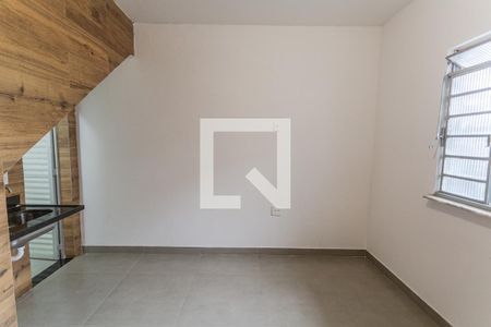 Quarto/Cozinha de kitnet/studio para alugar com 1 quarto, 25m² em Santa Efigênia, Belo Horizonte