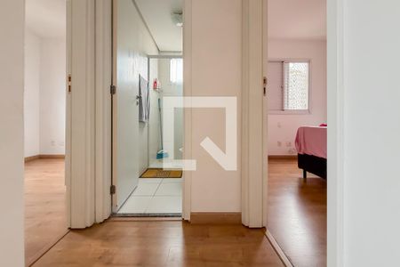 Corredor de apartamento para alugar com 2 quartos, 44m² em Liberdade, São Paulo