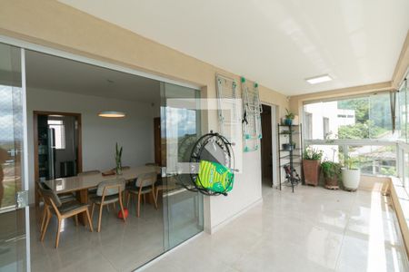 Apartamento à venda com 4 quartos, 147m² em Ouro Preto, Belo Horizonte