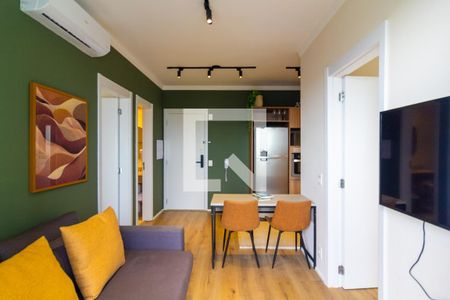 Sala de apartamento para alugar com 2 quartos, 42m² em Campo Belo, São Paulo