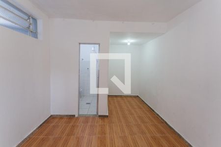Sala/Quarto de kitnet/studio para alugar com 1 quarto, 25m² em Santa Efigênia, Belo Horizonte