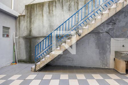 Vista do Sala/Quarto de casa para alugar com 1 quarto, 30m² em Parque Pinheiros, Taboão da Serra