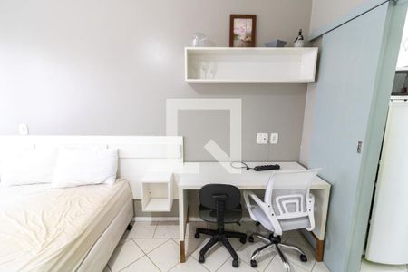 Sala/Quarto de kitnet/studio para alugar com 1 quarto, 25m² em Centro Histórico, Porto Alegre