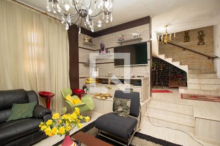 Sala de TV de casa para alugar com 4 quartos, 400m² em Jardim Sao Jose, São Paulo