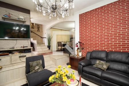 Sala de TV de casa para alugar com 4 quartos, 400m² em Jardim Sao Jose, São Paulo