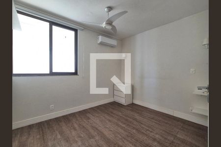 Quarto  de apartamento à venda com 3 quartos, 83m² em Recreio dos Bandeirantes, Rio de Janeiro