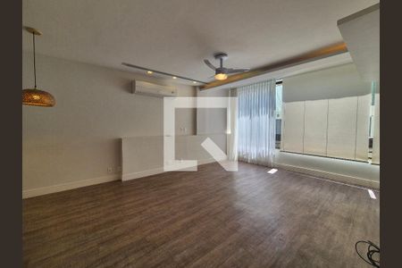 Sala  de apartamento à venda com 3 quartos, 83m² em Recreio dos Bandeirantes, Rio de Janeiro