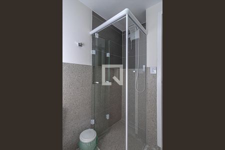 banheiro social_3 de apartamento à venda com 1 quarto, 40m² em Bosque da Saúde, São Paulo