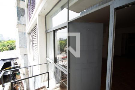 varanda sala de apartamento para alugar com 2 quartos, 120m² em Pinheiros, São Paulo