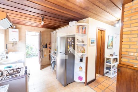 Cozinha e Área de Serviço de casa à venda com 4 quartos, 200m² em Glória, Porto Alegre