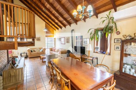 Sala de casa à venda com 4 quartos, 200m² em Glória, Porto Alegre