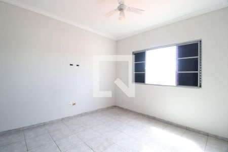 Quarto Suíte de apartamento para alugar com 1 quarto, 62m² em Daniel Fonseca, Uberlândia