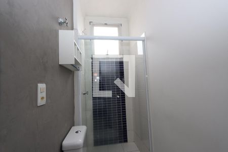 Banheiro da Suíte 1 de casa de condomínio à venda com 2 quartos, 69m² em Vila Lucia, São Paulo