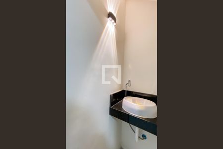 Lavabo de casa à venda com 3 quartos, 152m² em Jardim Piratininga, São Paulo