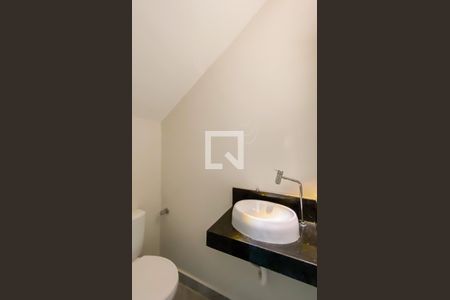 Lavabo de casa à venda com 3 quartos, 174m² em Jardim Piratininga, São Paulo