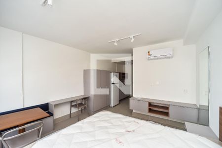 Sala/Quarto de kitnet/studio para alugar com 1 quarto, 24m² em Passo D’areia, Porto Alegre