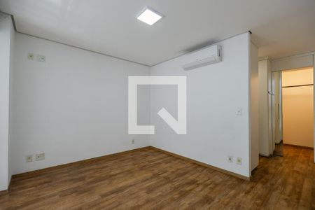 Suíte de apartamento para alugar com 1 quarto, 59m² em Jardim Fonte do Morumbi, São Paulo