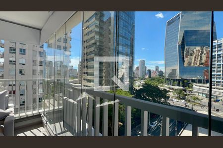 Sacada de kitnet/studio à venda com 1 quarto, 43m² em Pinheiros, São Paulo