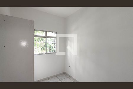 Quarto 2 de casa para alugar com 3 quartos, 100m² em Vila Santo Antonio, Ferraz de Vasconcelos