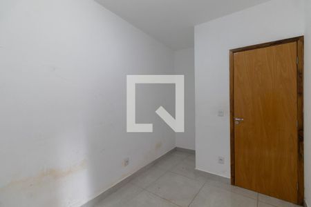 Quarto 1 de apartamento para alugar com 2 quartos, 50m² em Vila Dalila, São Paulo