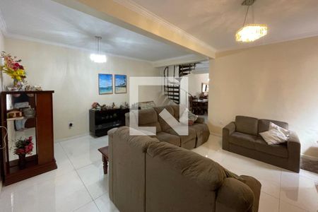 Casa à venda com 3 quartos, 220m² em Parque Sao Domingos, São Paulo