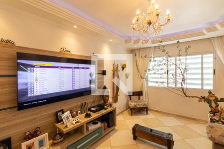 Sala de casa à venda com 3 quartos, 210m² em Vila Lais, São Paulo