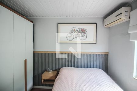 Quarto 1 de casa para alugar com 2 quartos, 60m² em Vila Bandeirantes, Nova Iguaçu